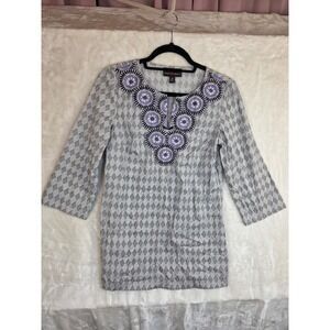 Dana Buchman Womens XS‎ Grey Geometric Embroidered Split Neck 3/4 Sleeve Tunic